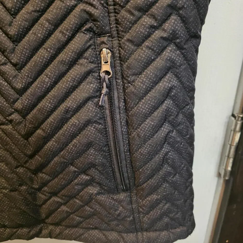 Free Country Quilted Black Reversible Sleeveless Vest with Zip Pockets- Large - Picture 3 of 7
